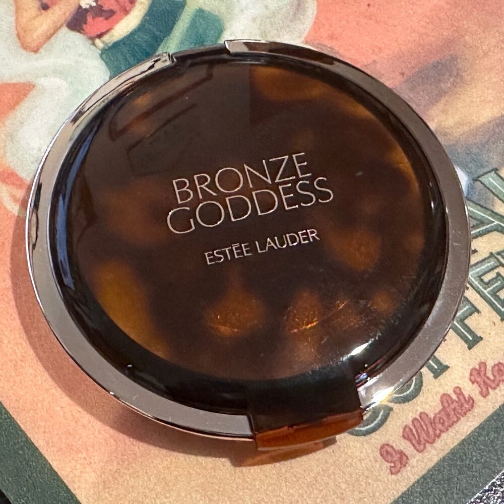 Estée Lauder Bronze Goddess 02 Medium 0.74 oz / 21g